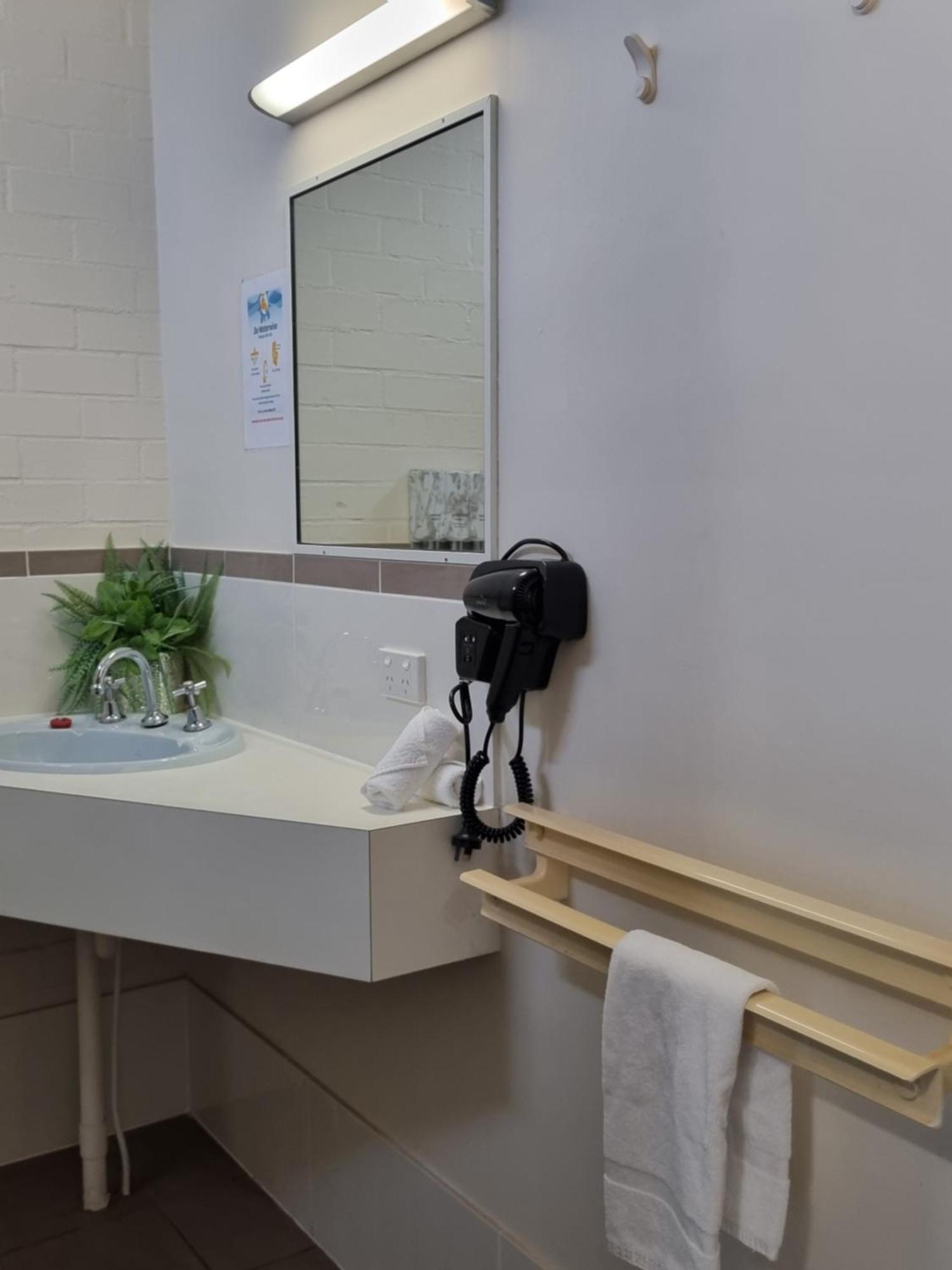 Y Motels Yarraman Εξωτερικό φωτογραφία