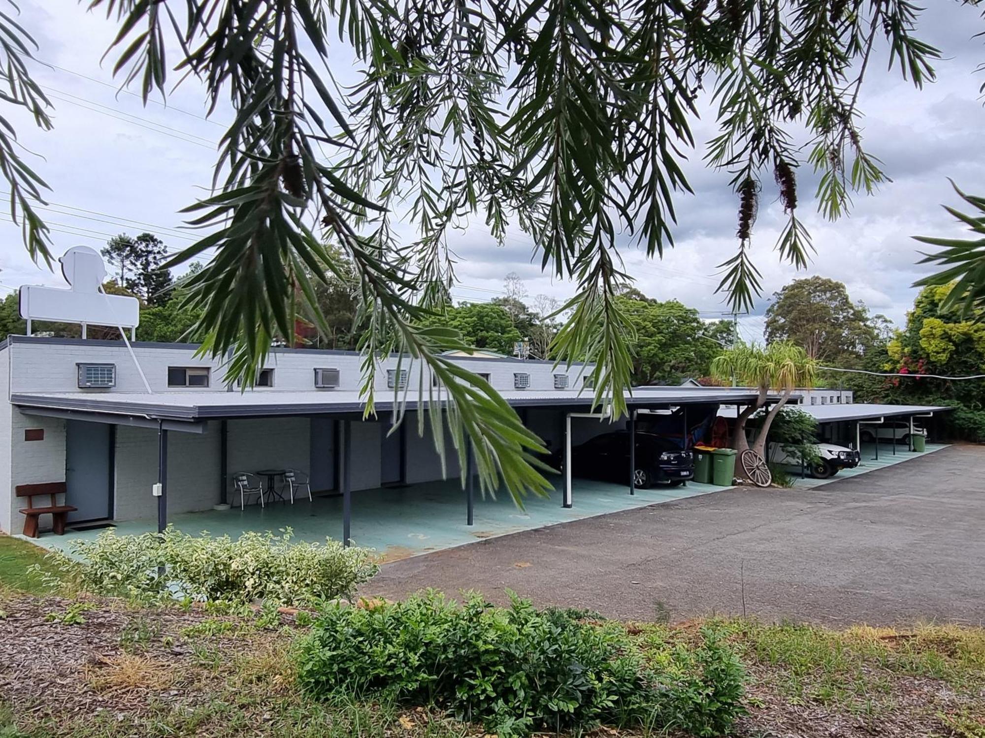 Y Motels Yarraman Εξωτερικό φωτογραφία