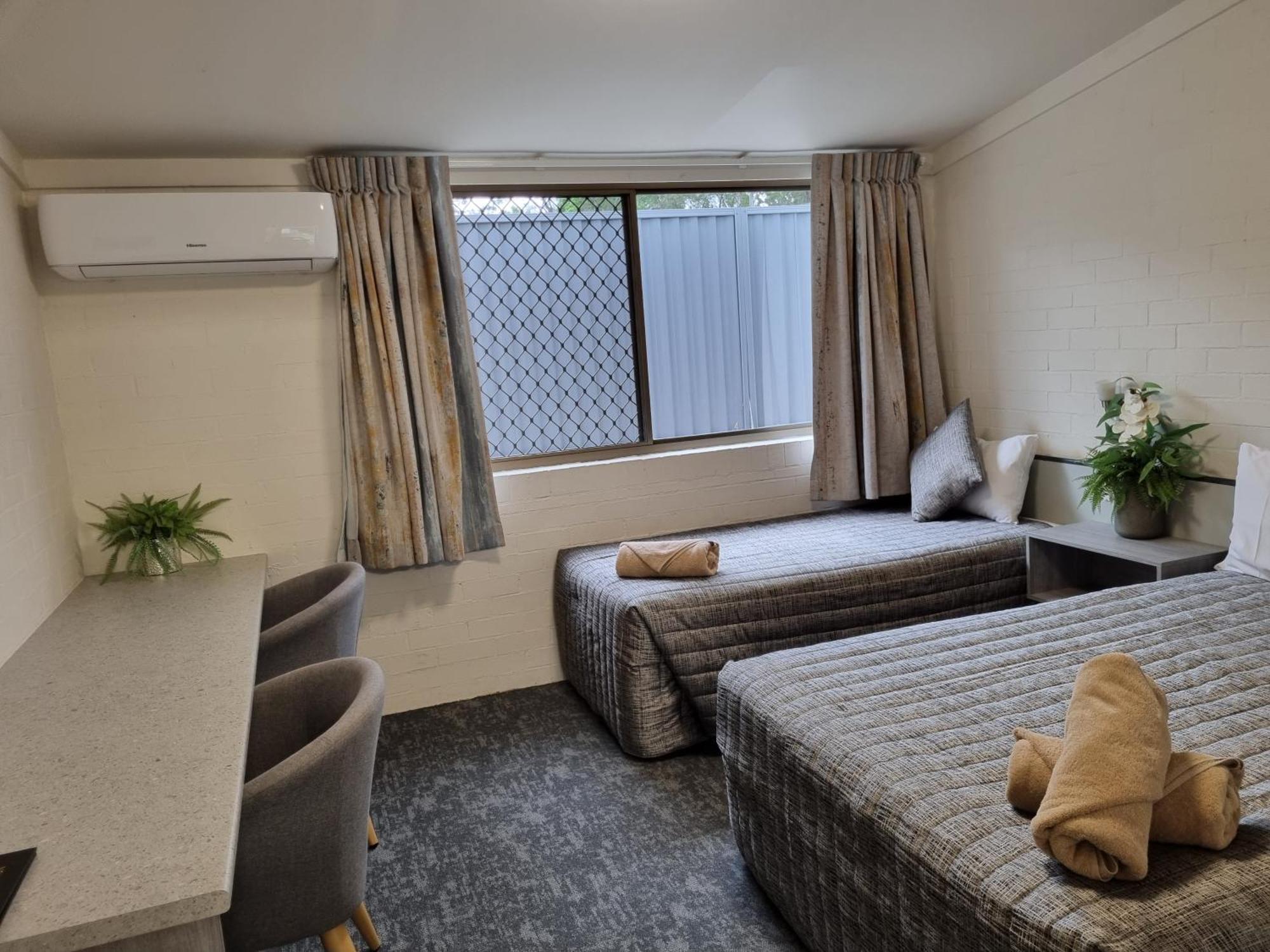 Y Motels Yarraman Εξωτερικό φωτογραφία